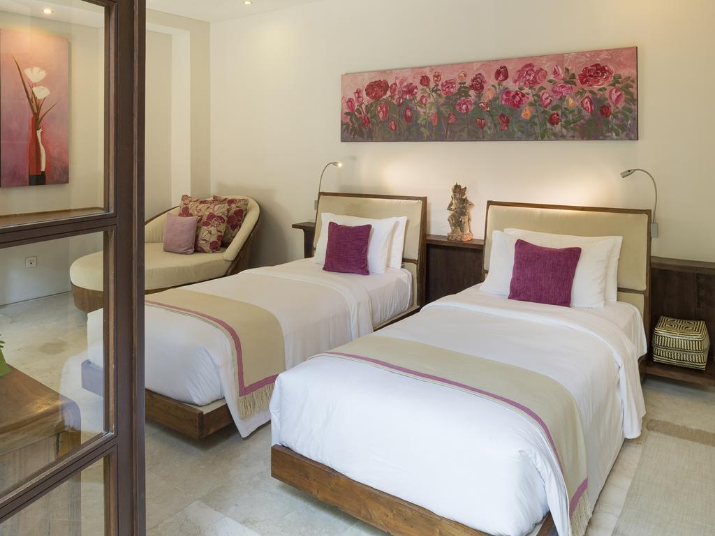Lataliana Villas Seminyak Szoba fotó