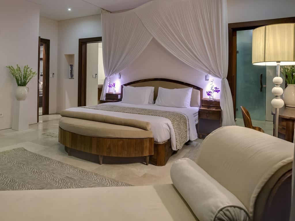 Lataliana Villas Seminyak Szoba fotó