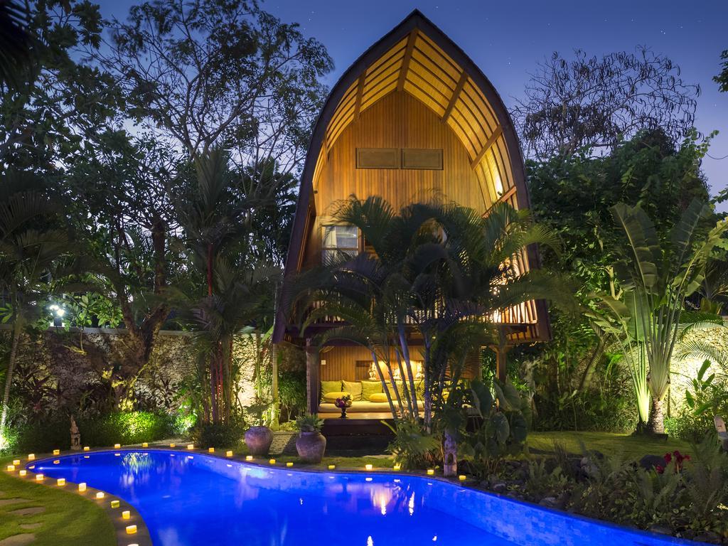 Lataliana Villas Seminyak Szoba fotó