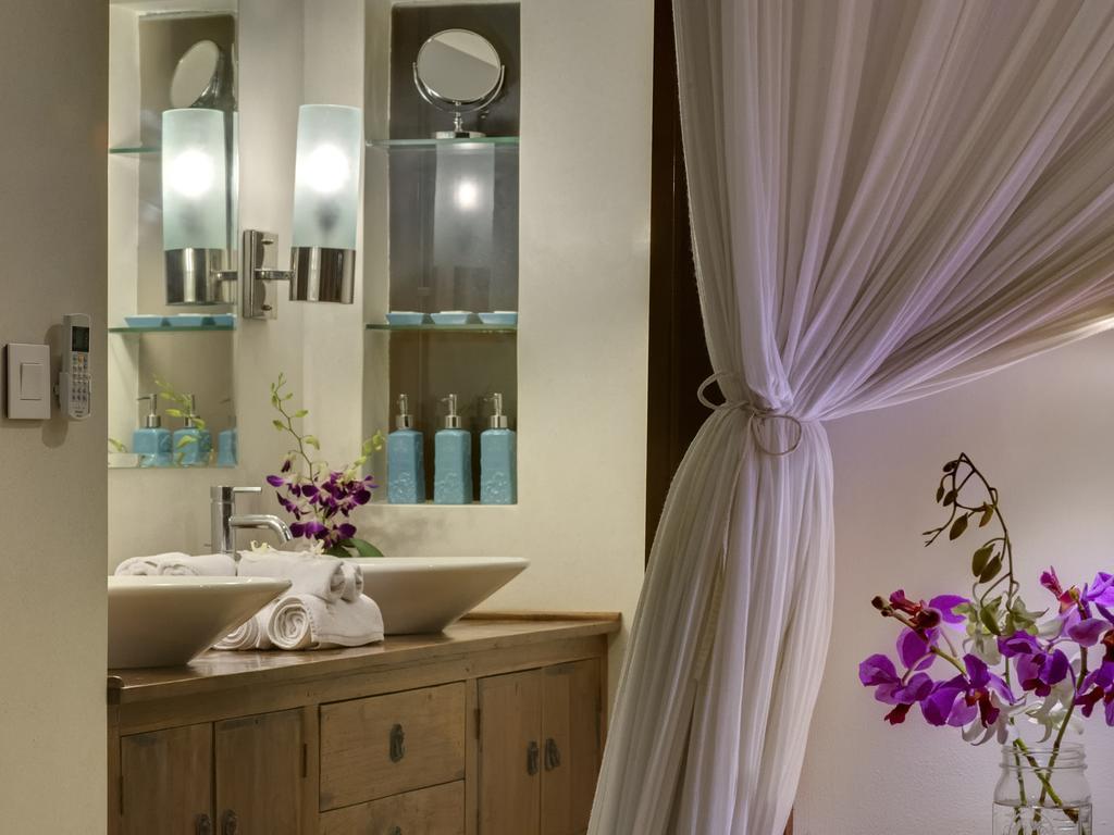 Lataliana Villas Seminyak Szoba fotó